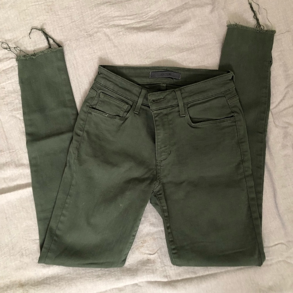 Joe’s high rise skinny jean size 24